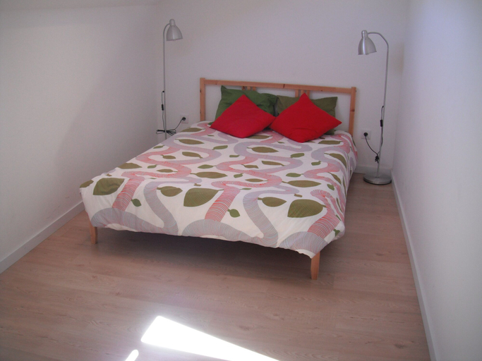 Bedroom 4, 70's Hostel, Mafra