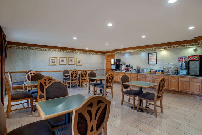 Food & Drinks 5, Econo Lodge Inn & Suites Flowood - Jackson Northeast, Rankin