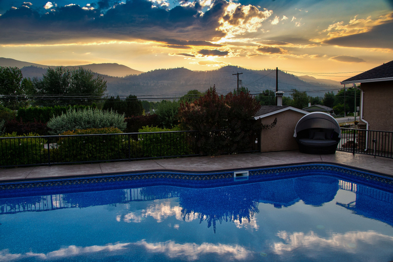 Sport & Beauty 4, Uncorked Bed & Breakfast, Okanagan-Similkameen