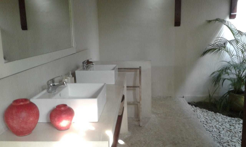 Bathroom 4, Villa Wildflower Canggu, Badung