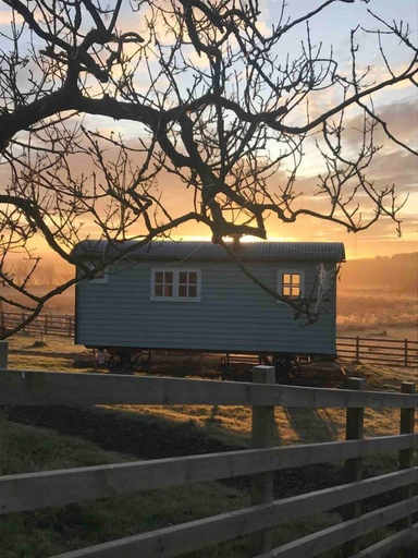 Exterior & Views 2, Craigduckie Shepherds Huts, Fife