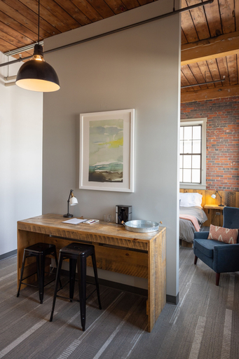 Others 5, The Mill Inn, Piscataquis