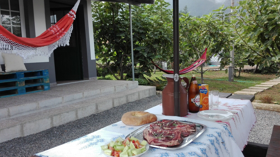 Food & Drinks, Grannys Farm, São Vicente