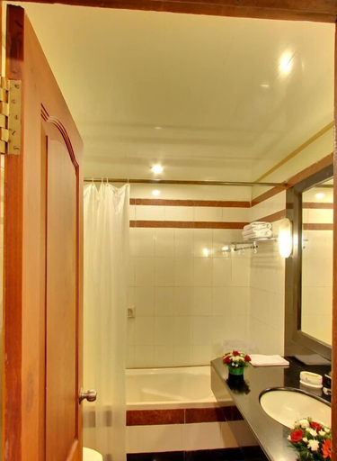 Bathroom 4, KTDC Tea County Munnar, Idukki
