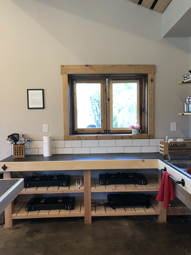 Others 5, Eastside Guesthouse, Inyo