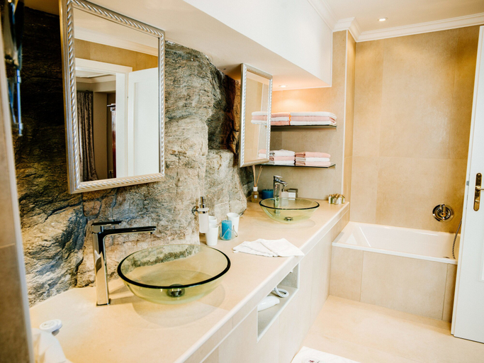 Bathroom 3, Wachau-Living, Krems an der Donau Land