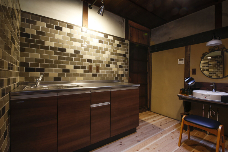 Others 5, Yamasaki Ryokan Q Nakamonzenya, Shisō