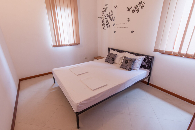 Bedroom 3, The Belgrade Hills, Belgrade