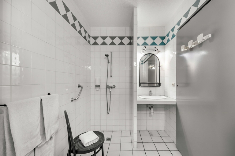 Bathroom 5, Hotel Le Clos des Bruyeres, Ardèche