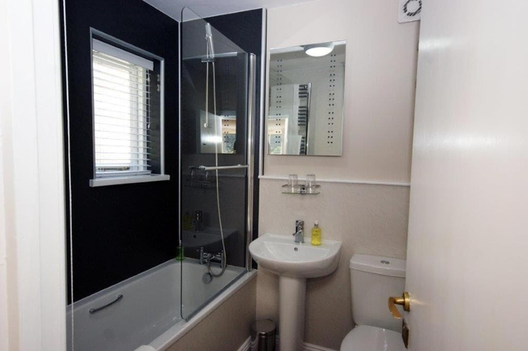 Bathroom 4, Seatoller House, Cumbria