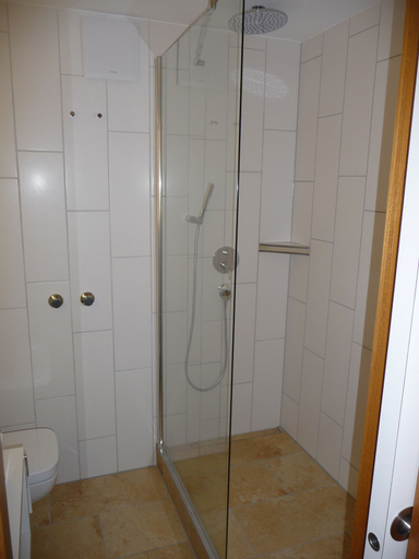 Bedroom 4, Gasthaus-Pension Zum Kreuz, Waldshut