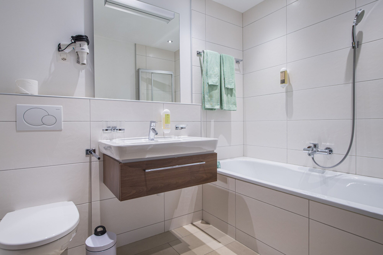 Bathroom 2, Ferienhaus Casa Luna, Visp