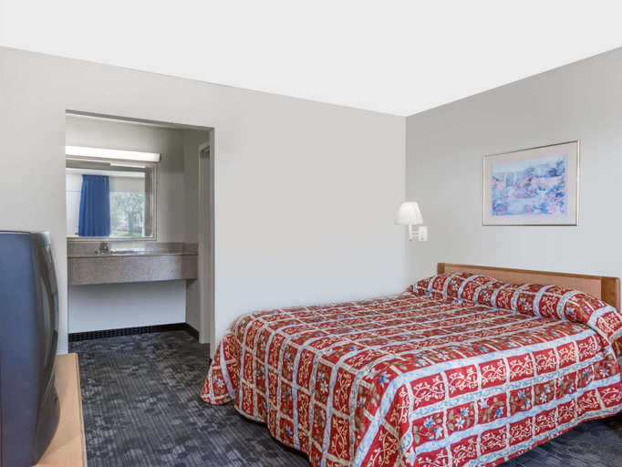 Bedroom 4, Knights Inn - Fredericksburg VA, Spotsylvania
