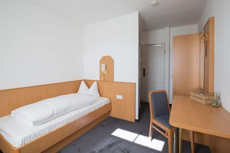 Bedroom 3, Hotel Strandräuber, Plön
