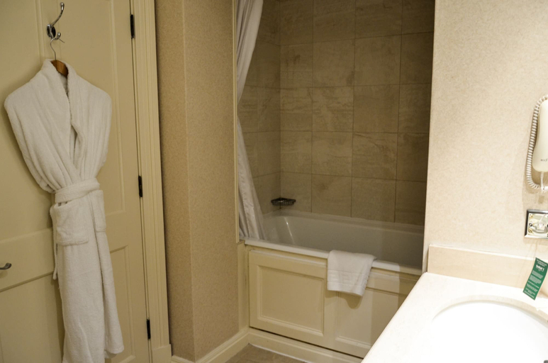 Bathroom, Melbourne Lodge, Hertfordshire