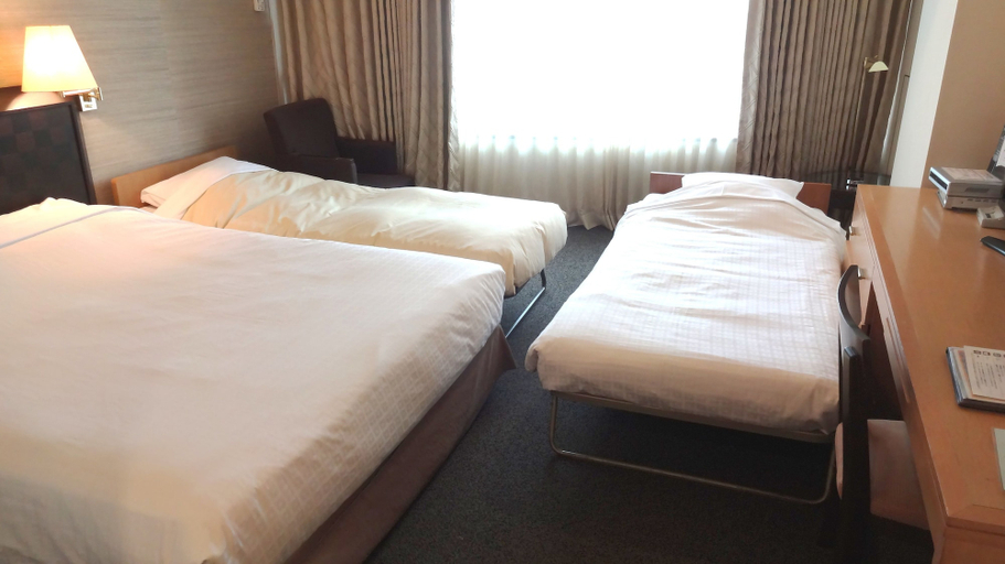 Bedroom 3, Breezbay Hotel Resort and Spa, Yokohama