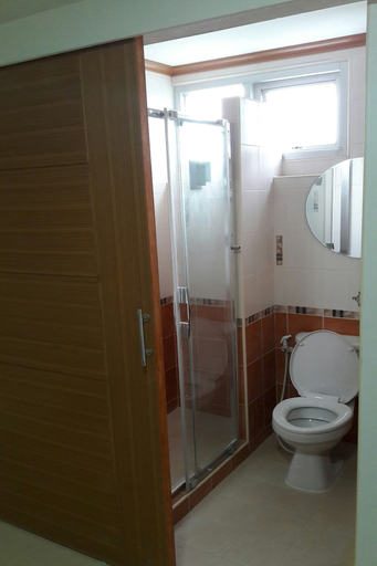 Bathroom 5, Sweet Pillow Hostel & Café, Don Muang