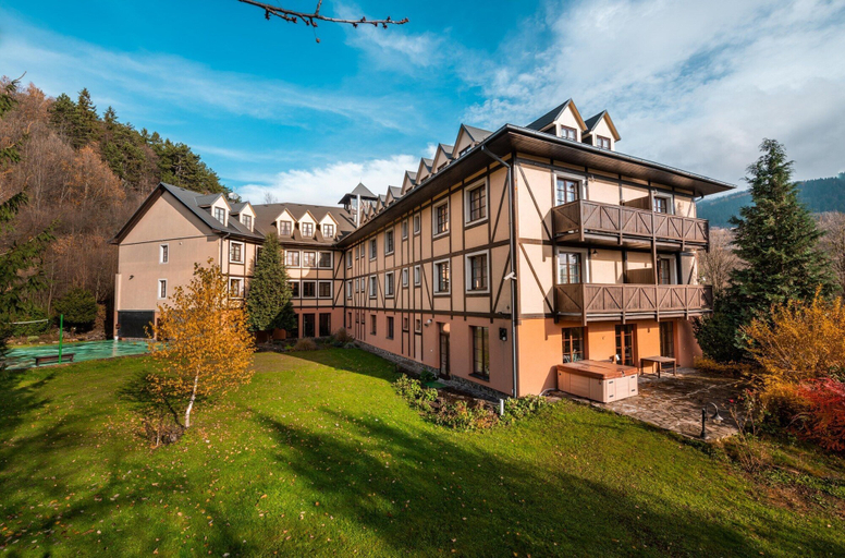 Exterior & Views 2, Hotel Golfer, Žiar nad Hronom