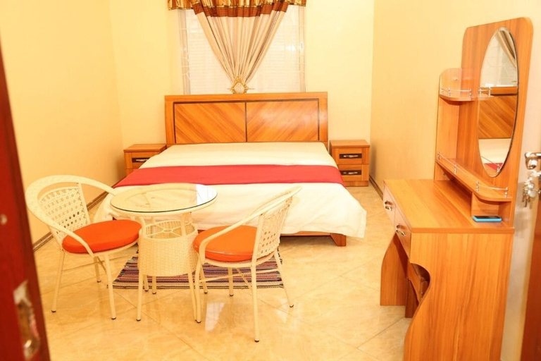 Bedroom 3, Dalma Lodge, Magharibi