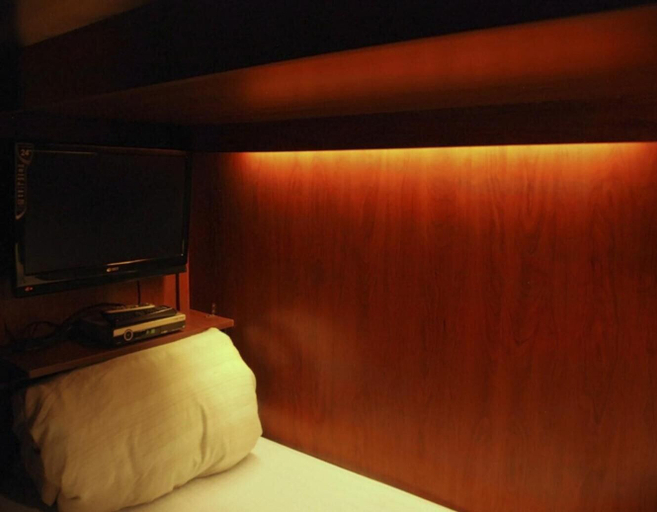 Bedroom 4, Onkel Inn Airport Sleepbox, Pedro Domingo Murillo