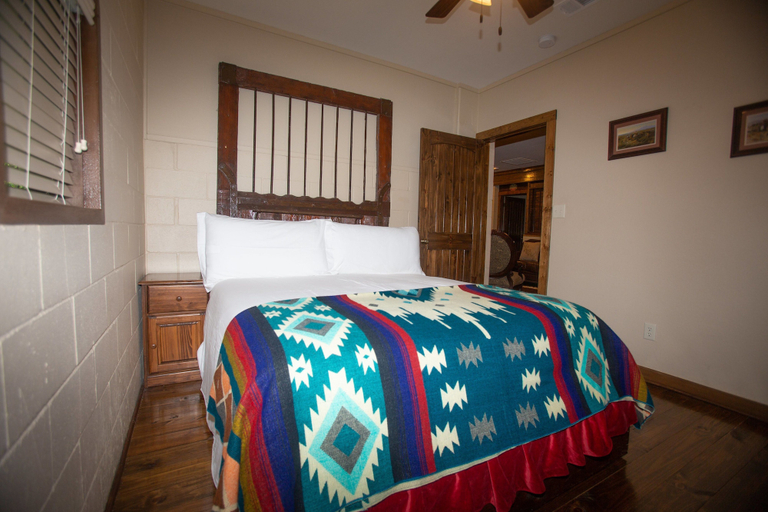 Bedroom 2, Kiepersol Bed and Breakfast, Smith