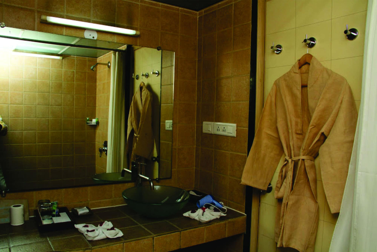 Bathroom 3, The Wall Street Beacon, Jaipur, Jaipur