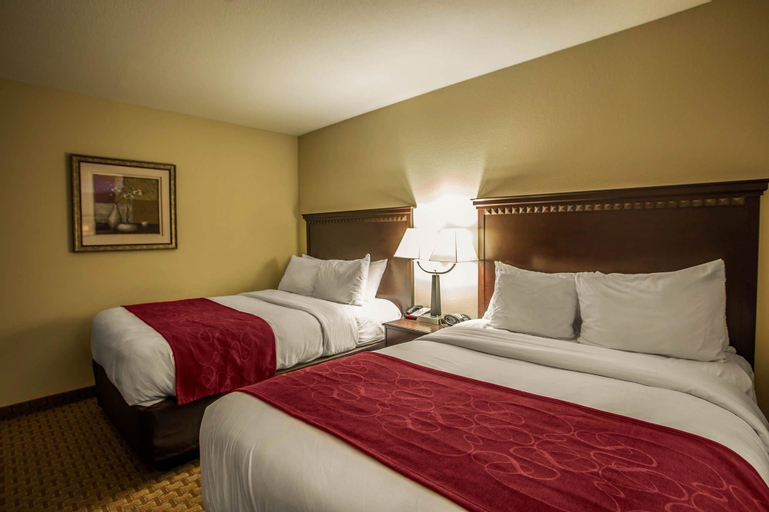Bedroom 3, Comfort Suites Bloomington I-55 and I-74, McLean