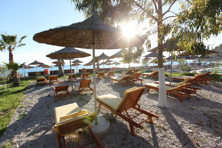 Others 5, Bunec Beach Resort, Sarandës