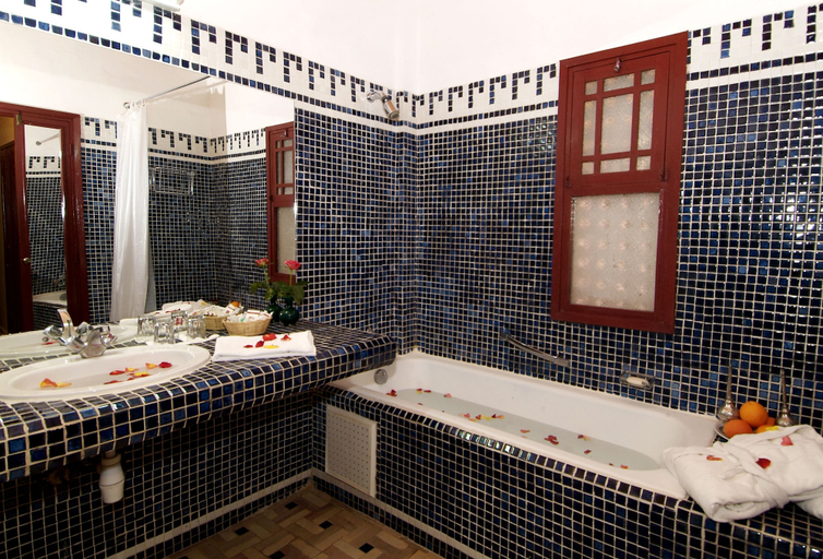 Bathroom 2, Ouarzazate Le Riad, Ouarzazate