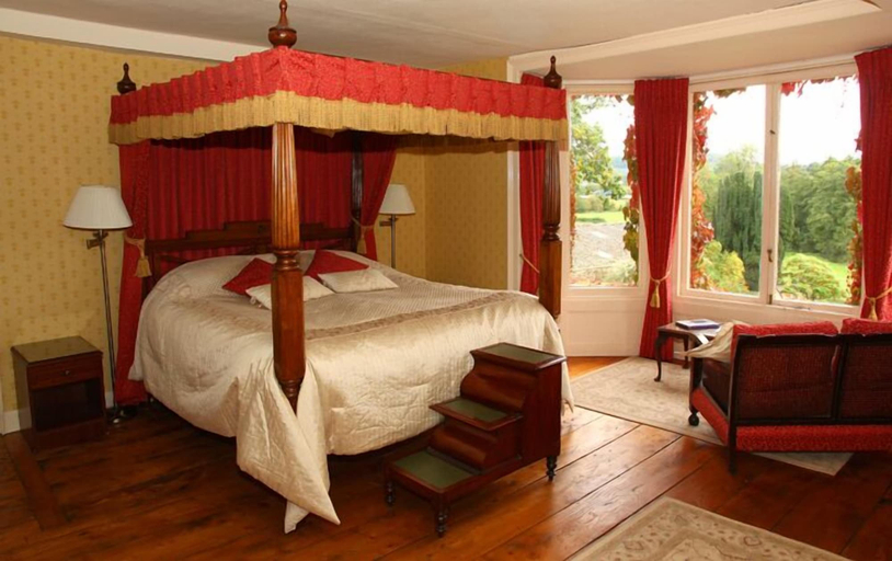 Bedroom 2, Benhall Farm Holidays, Herefordshire