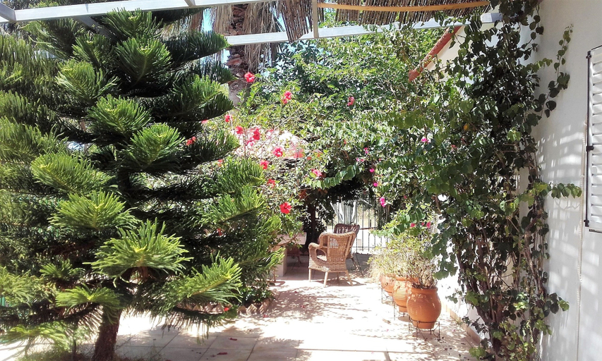 Others 5, Villa Dunes, West Greece