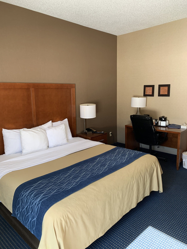 Bedroom 3, Comfort Inn Crystal Lake - Algonquin, McHenry