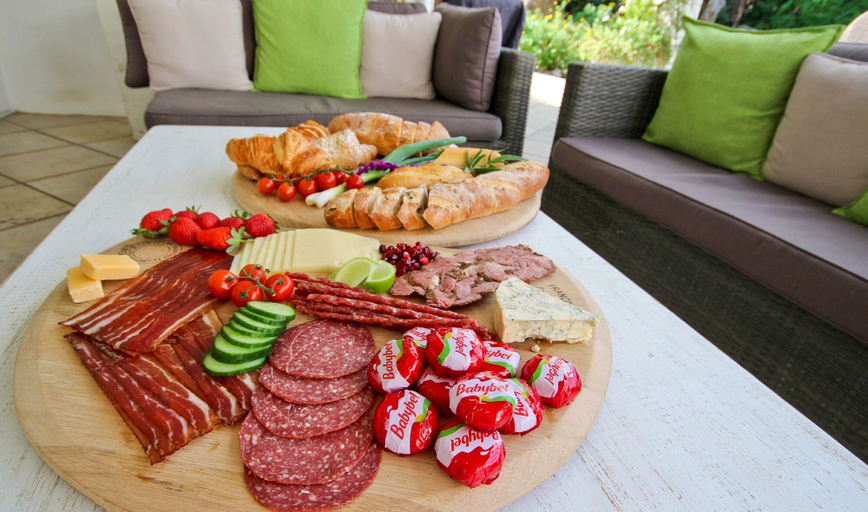 Food & Drinks 5, Beluga of Constantia Guest House, City of Cape Town
