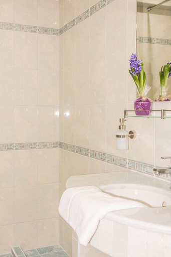 Bathroom 3, Hotel Belle Epoque Beach, Varna