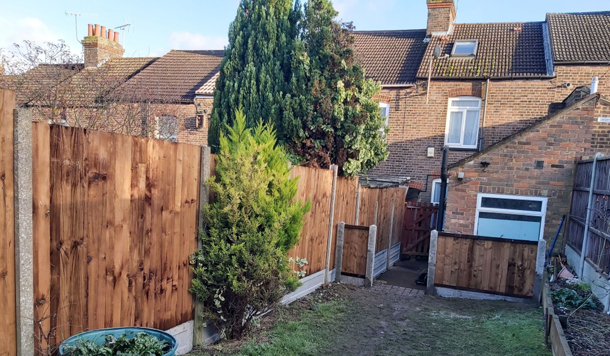Exterior & Views, Huku Kwetu - Ferndale House, Luton