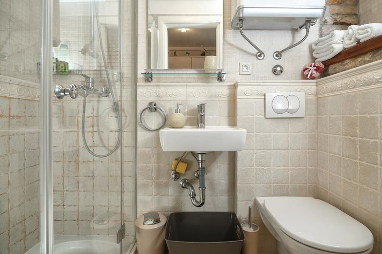 Bathroom, Villa Apartment Cambi, Split
