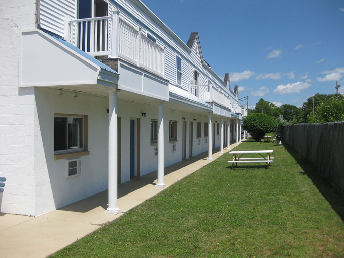 Exterior & Views 2, Seabreeze Motel, York