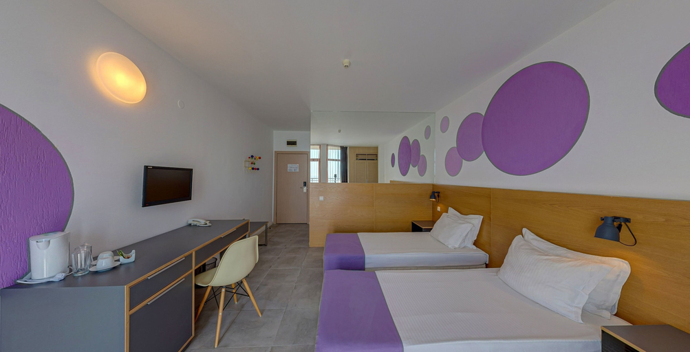 Bedroom 3, Sunrise Hotel, Varna