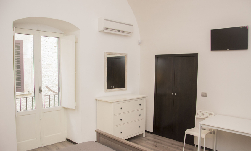 Bedroom 5, B&B Cemener, Bari
