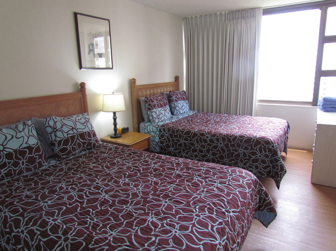 Bedroom, Waikiki Banyan - Walk to the Beach, Honolulu