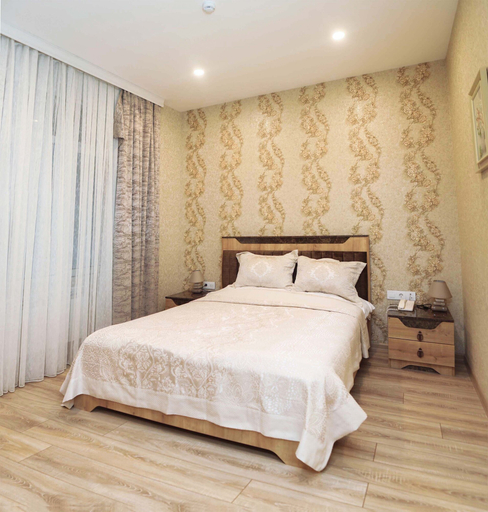 Bedroom 3, MidCity Hotel, Baku