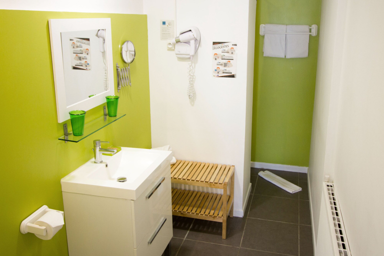 Bathroom 4, Casa Cosy-NEW, Loire-Atlantique