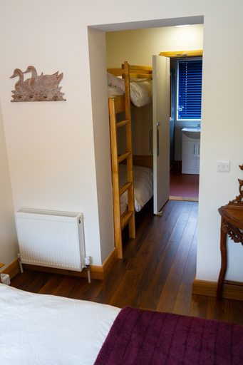 Bedroom 2, Ballyhoura Luxury Hostel
