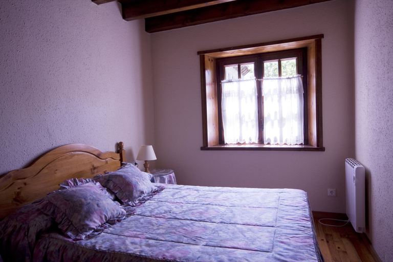Bedroom 3, Hostal El Bouquet, Lleida