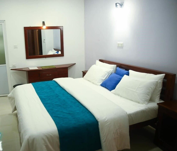 Bedroom 3, Silver Sign Hotel and Gem Gallery, K.F.G. & G. Korale