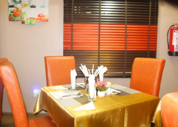Food & Drinks 5, Vintage Nest, Alimosho