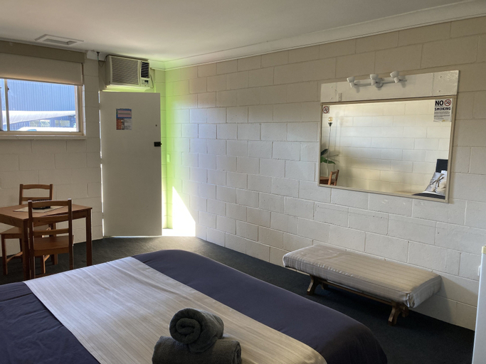 Bedroom 4, Motel Wellington, Wodonga