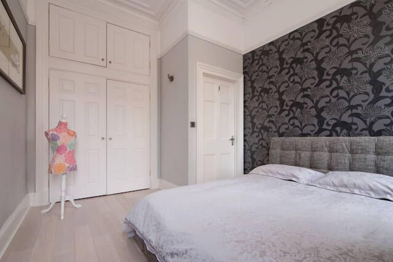 Bedroom 2, Queens Circus Serviced Apartment, Gloucestershire