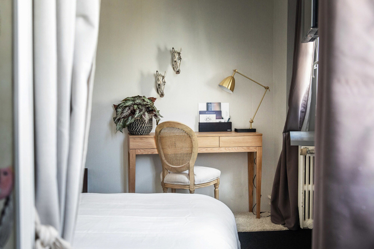 Bedroom 2, La Bellême Bleue, Orne