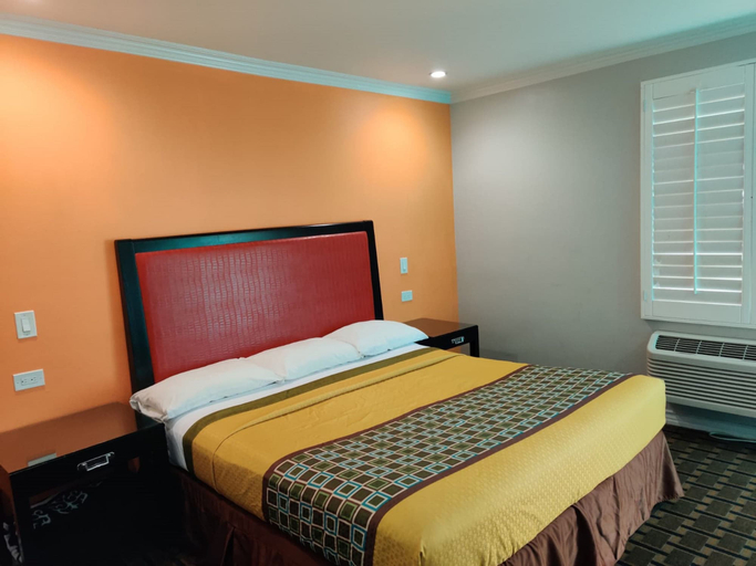 Bedroom 3, LYFE INN & SUITES by AGA - LAX Airport, Los Angeles